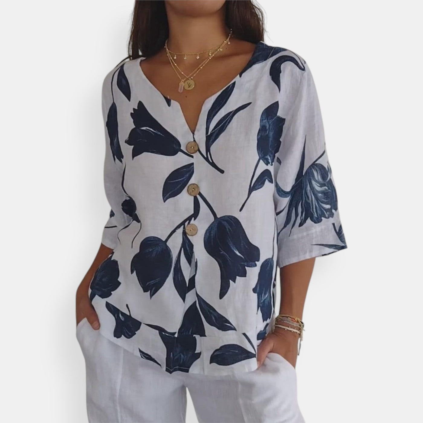 Maxine - Bloemenblouse met Knopen